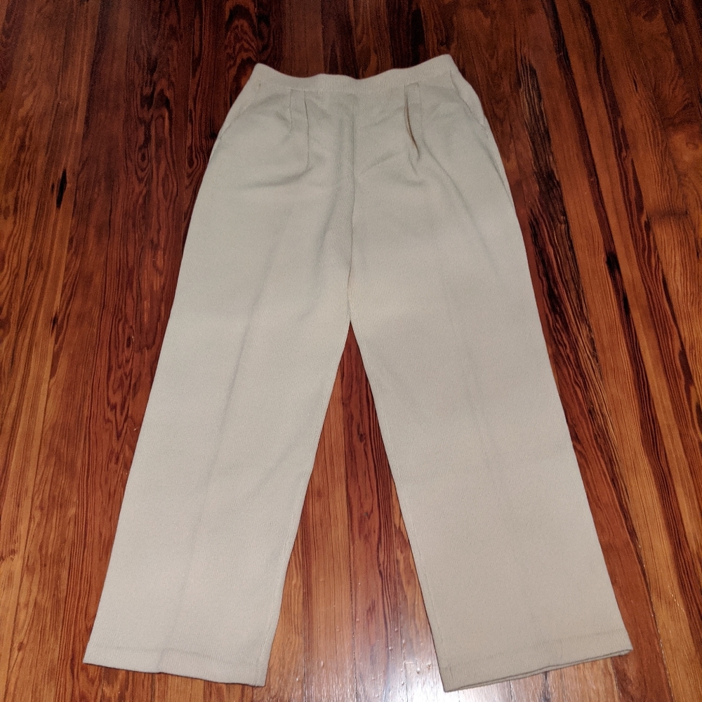 St. John Evening Cream knit pants